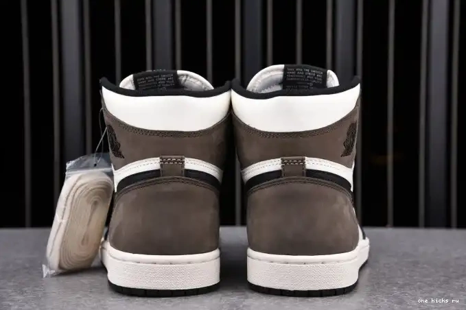 Rep Onekick 1 555088-105 AIR MOCHA HIGH RETRO DARK JORDAN 0423